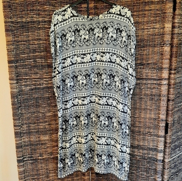 Elephant Novelty Print Midi Shift Dress 1X Black Cream Ethnic Floral Beach Boho - Picture 2 of 5